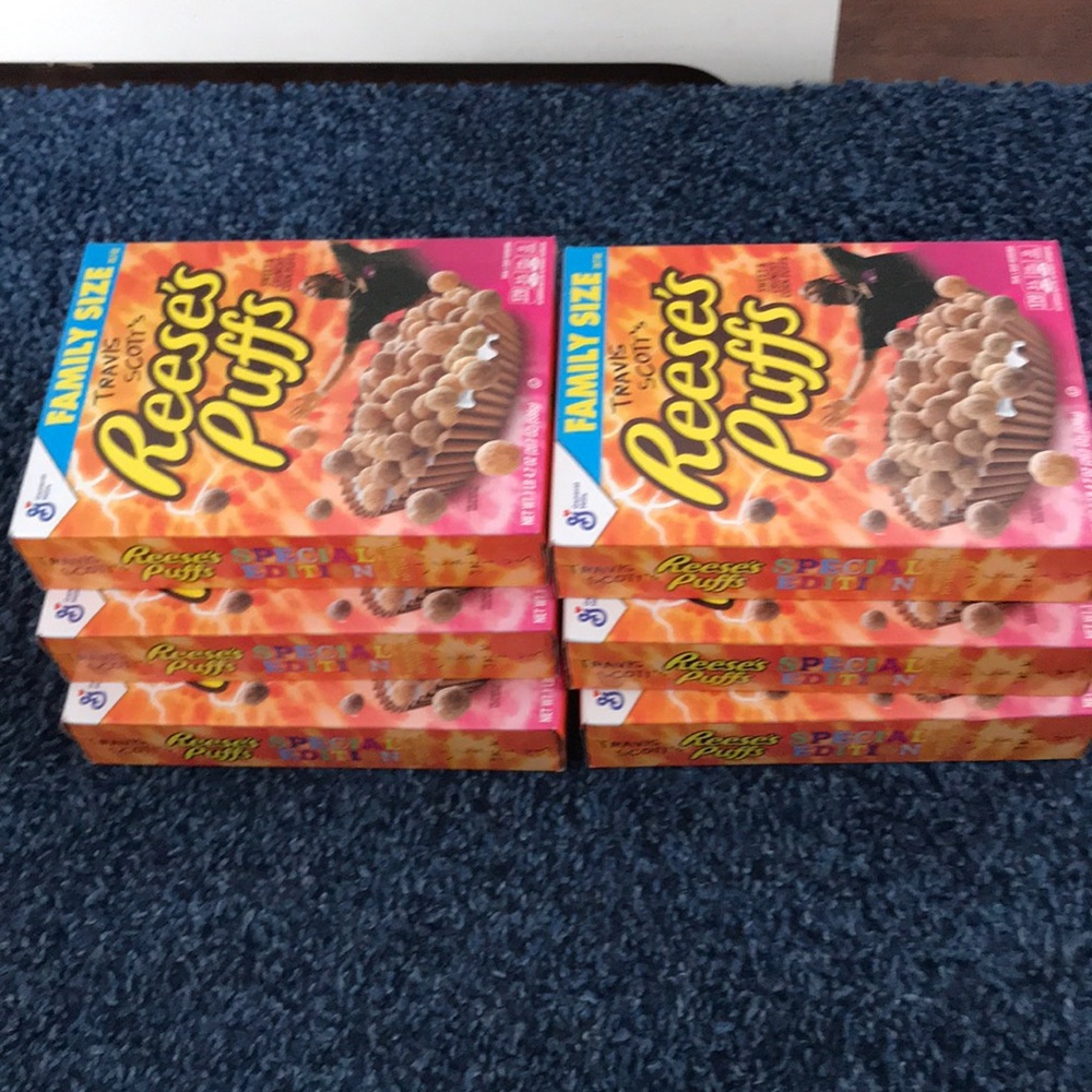 Travis scott Reese’s puffs family size